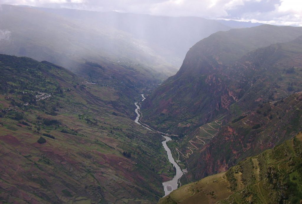 Photo of the Marañón River and Cochapata bends.